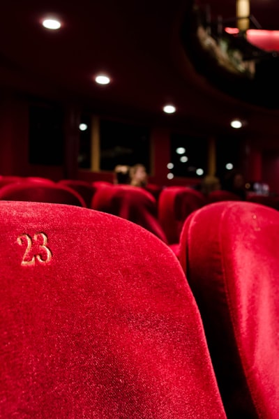 纪录片《地球脉动》第三季海报，壮丽的自然风光与野生动物